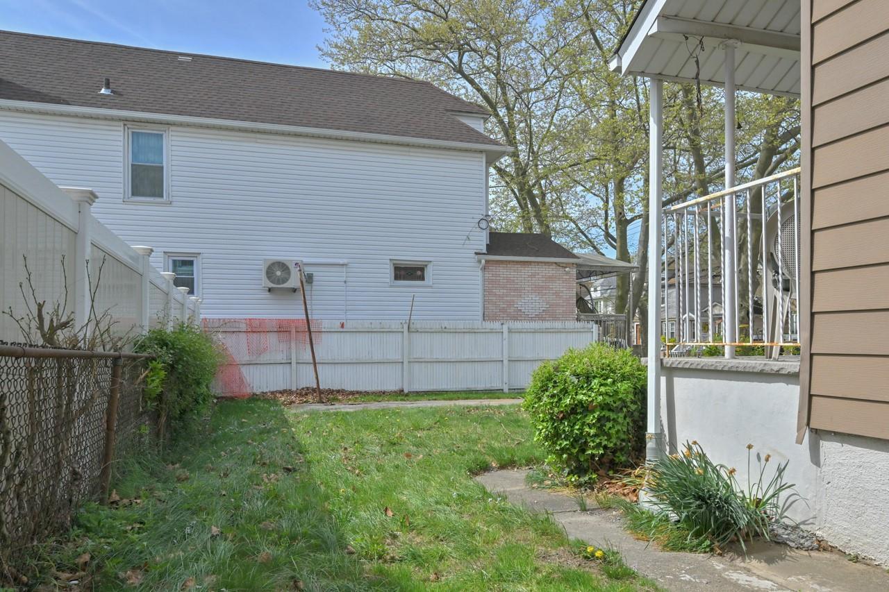 Single Family Sutter  Queens, NY 11420, MLS-854188-11