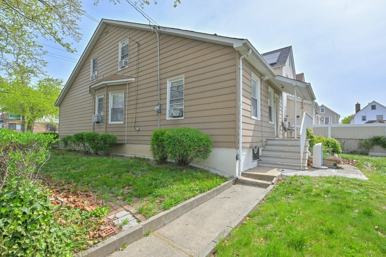 Single Family Sutter  Queens, NY 11420, MLS-854188-16