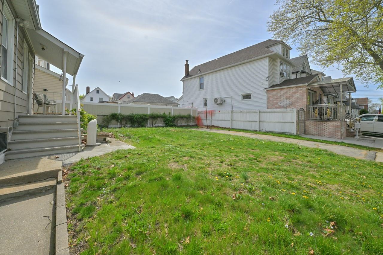 Single Family Sutter  Queens, NY 11420, MLS-854188-17