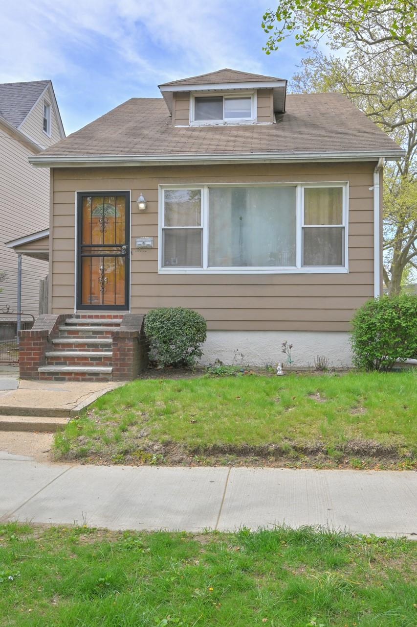 Single Family Sutter  Queens, NY 11420, MLS-854188-5