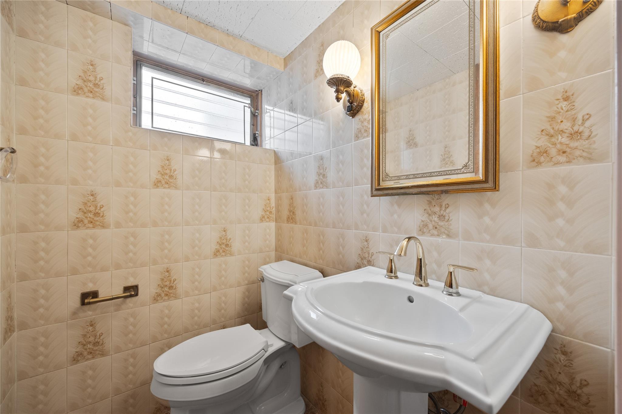 Single Family 29th  Queens, NY 11358, MLS-854207-17