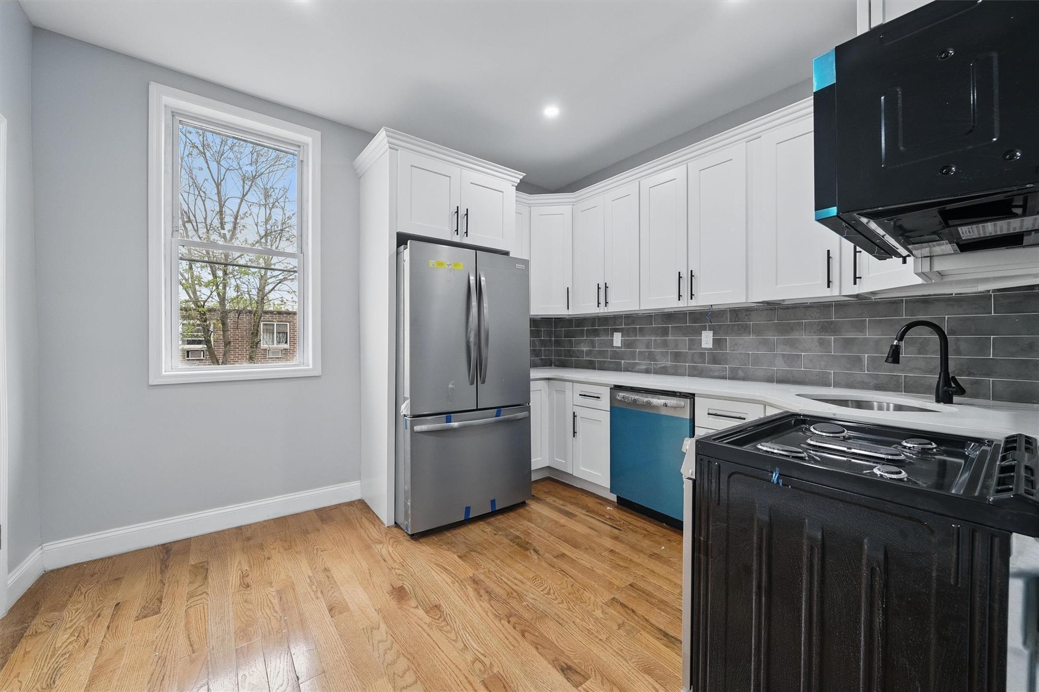 Single Family Bathgate  Bronx, NY 10457, MLS-854210-12