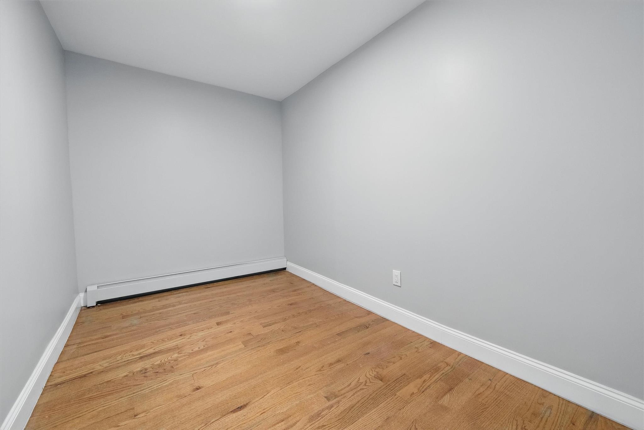 Single Family Bathgate  Bronx, NY 10457, MLS-854210-21