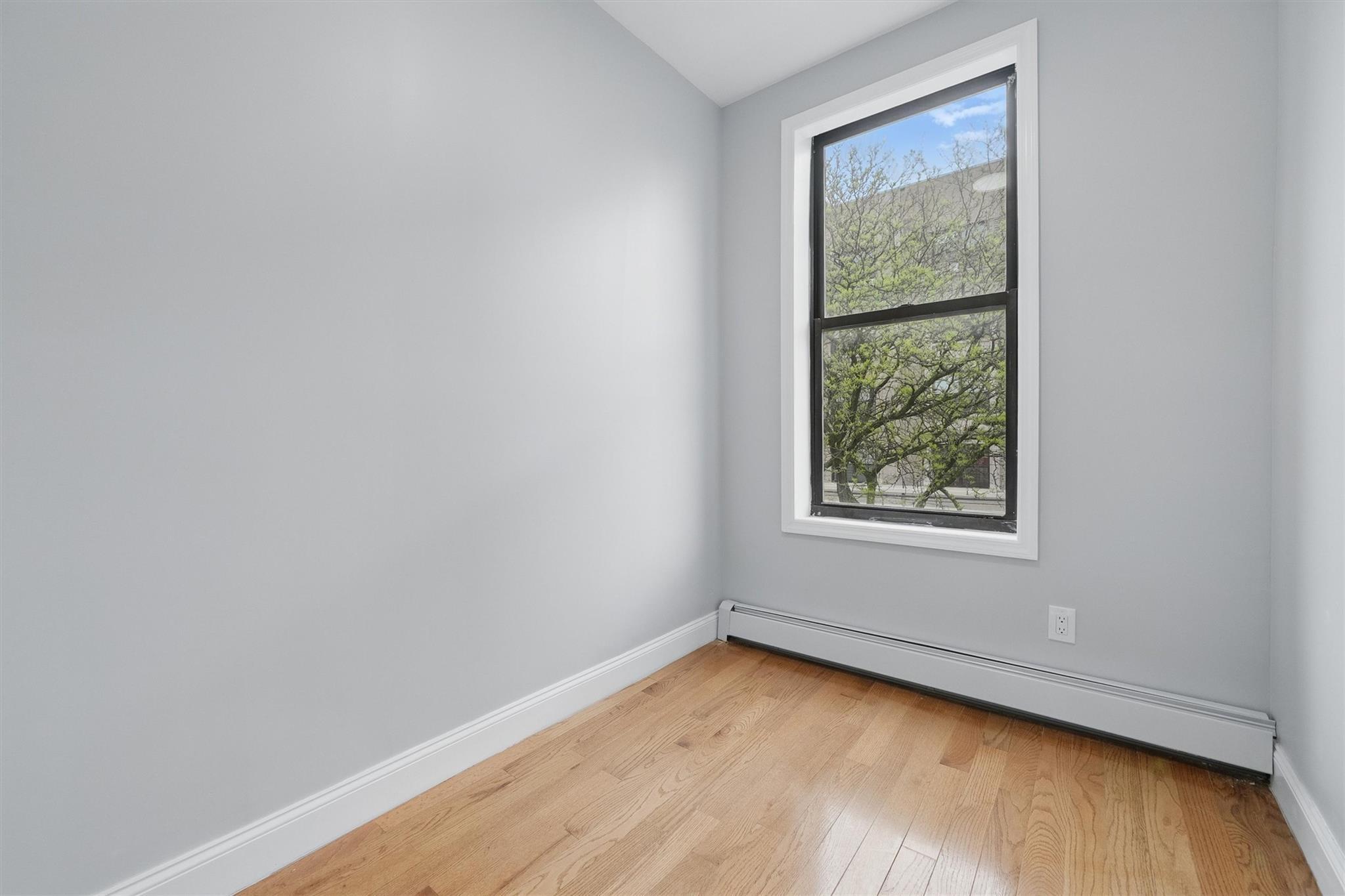 Single Family Bathgate  Bronx, NY 10457, MLS-854210-22
