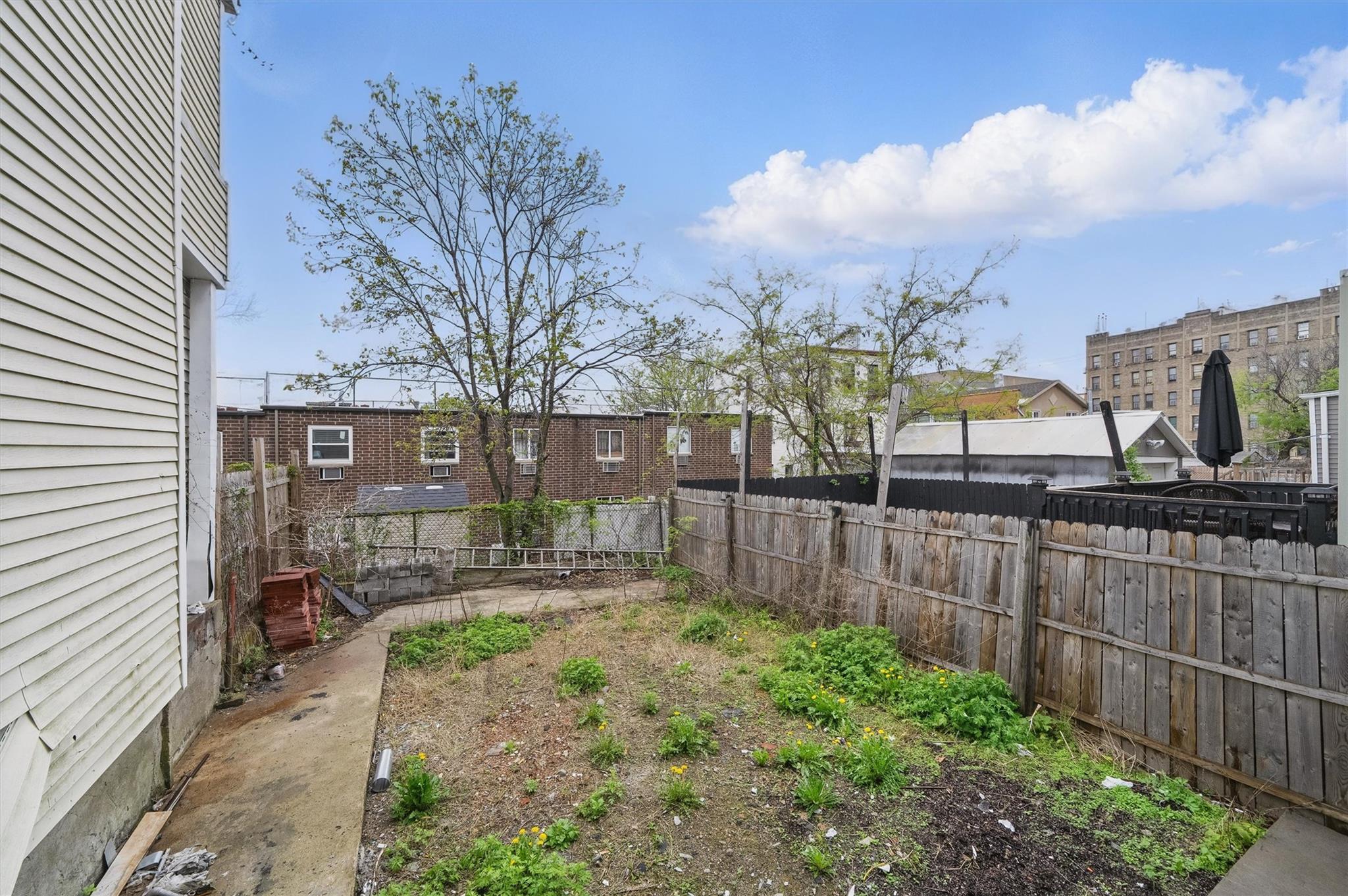 Single Family Bathgate  Bronx, NY 10457, MLS-854210-28