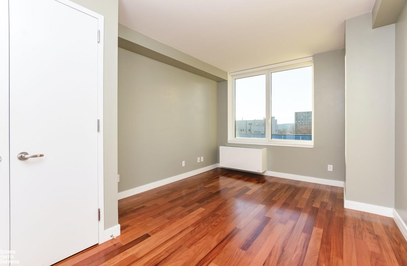 Apartment 237  Bronx, NY 10463, MLS-854212-8