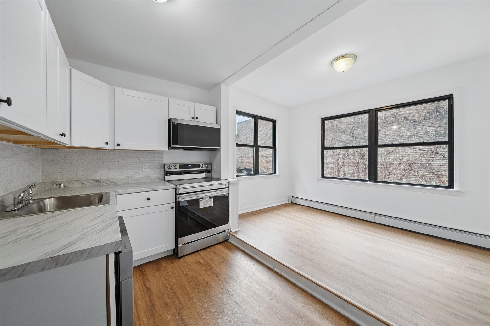 Single Family Park  Bronx, NY 10457, MLS-854227-13