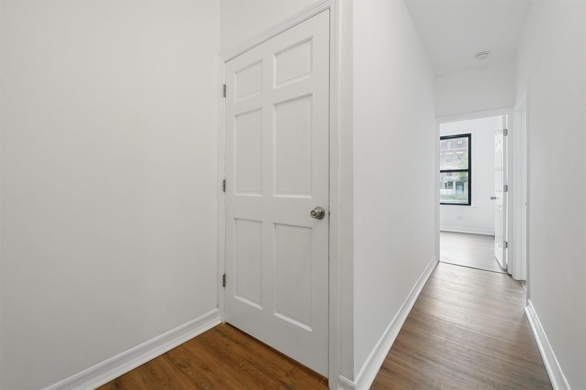 Single Family Park  Bronx, NY 10457, MLS-854227-16