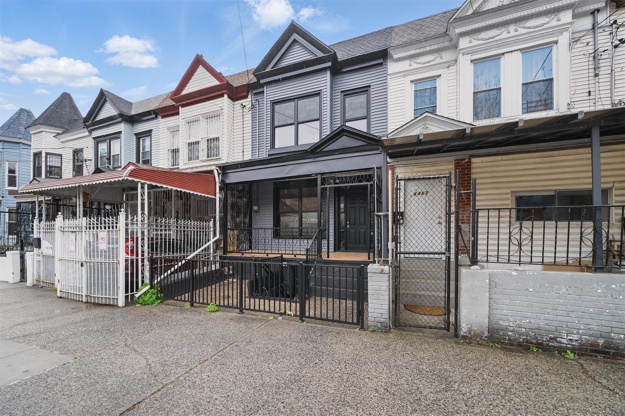 Single Family Park  Bronx, NY 10457, MLS-854227-2