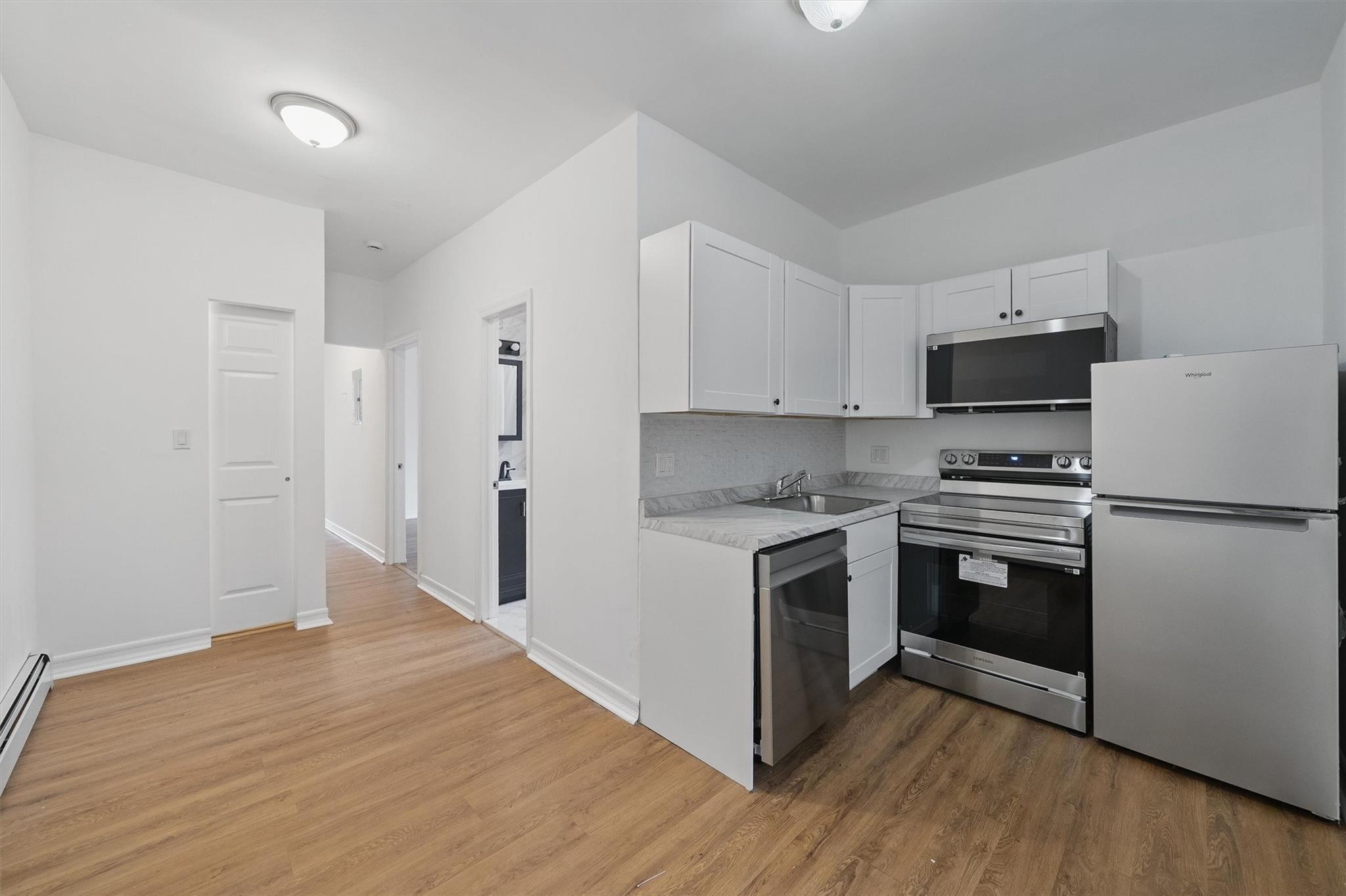 Single Family Park  Bronx, NY 10457, MLS-854227-24