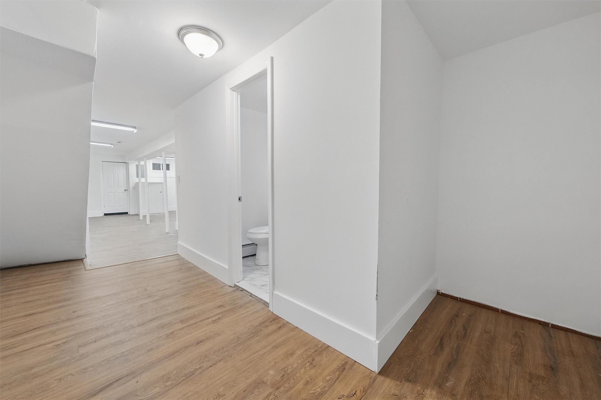 Single Family Park  Bronx, NY 10457, MLS-854227-25