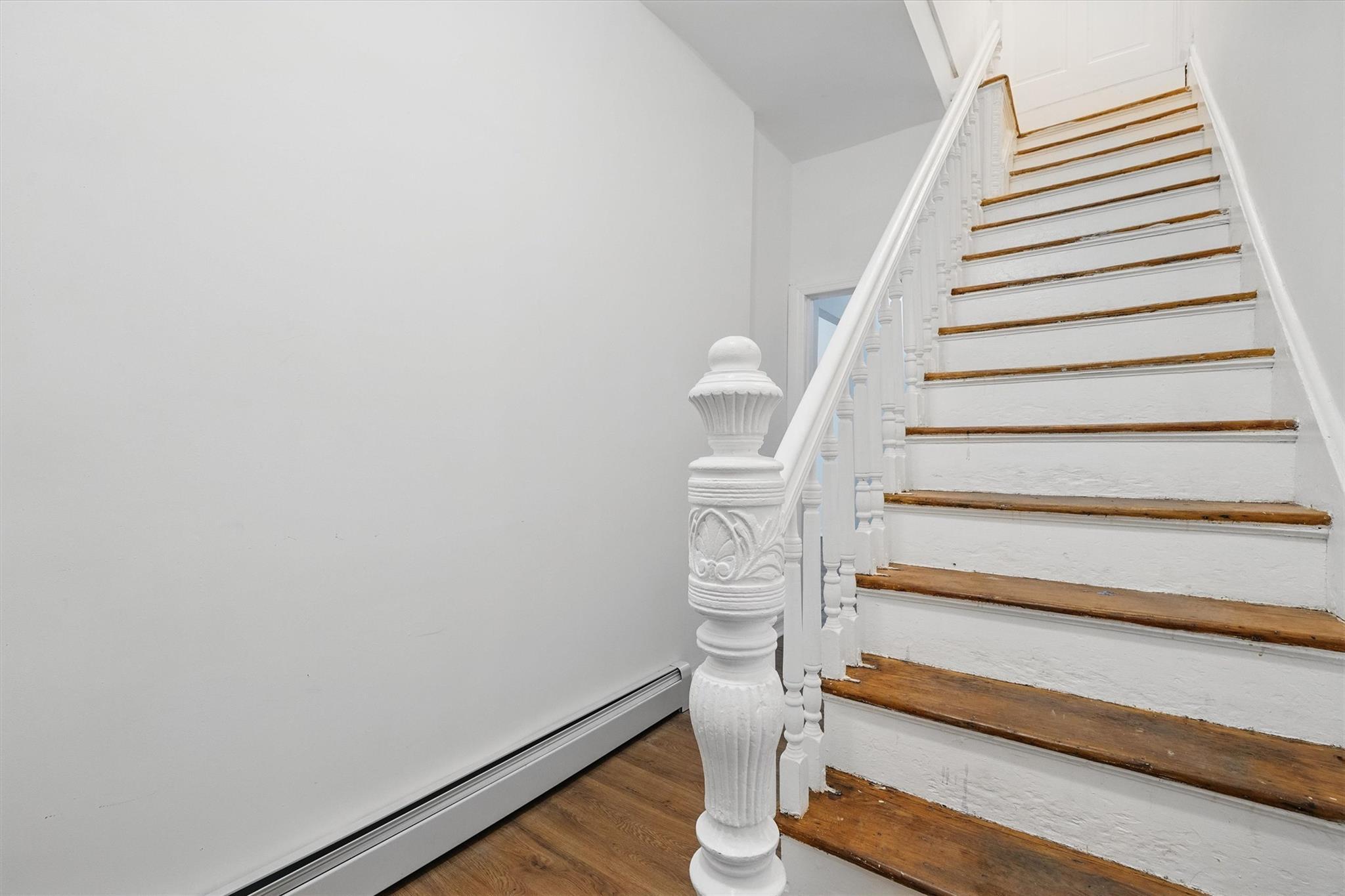 Single Family Park  Bronx, NY 10457, MLS-854227-3