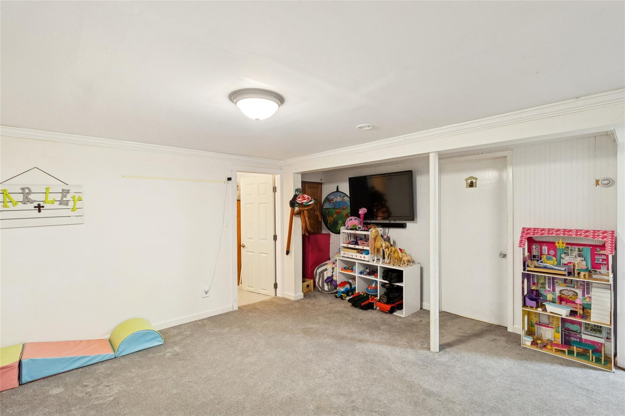 Single Family Tuttle  Suffolk County, NY 11941, MLS-854231-14