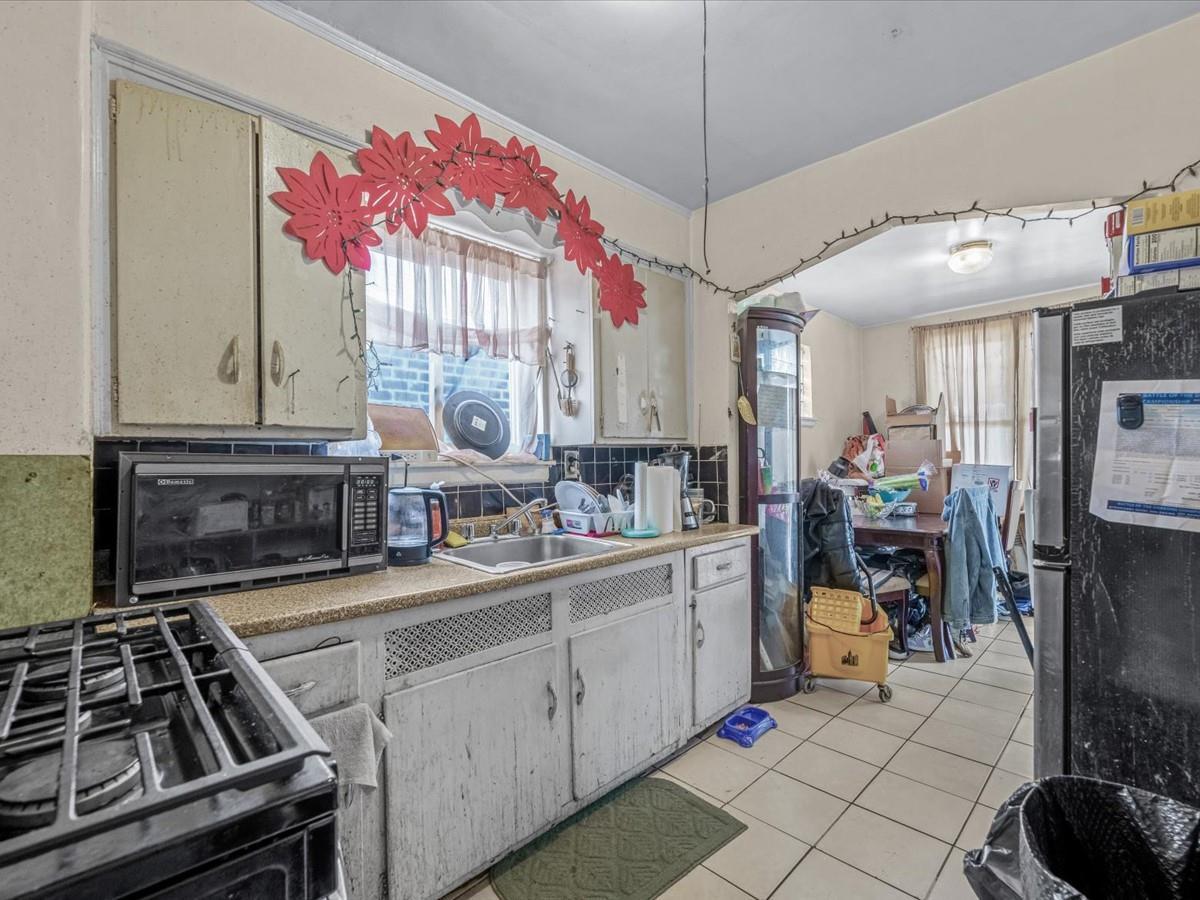 Single Family Eastchester  Bronx, NY 10469, MLS-854243-12