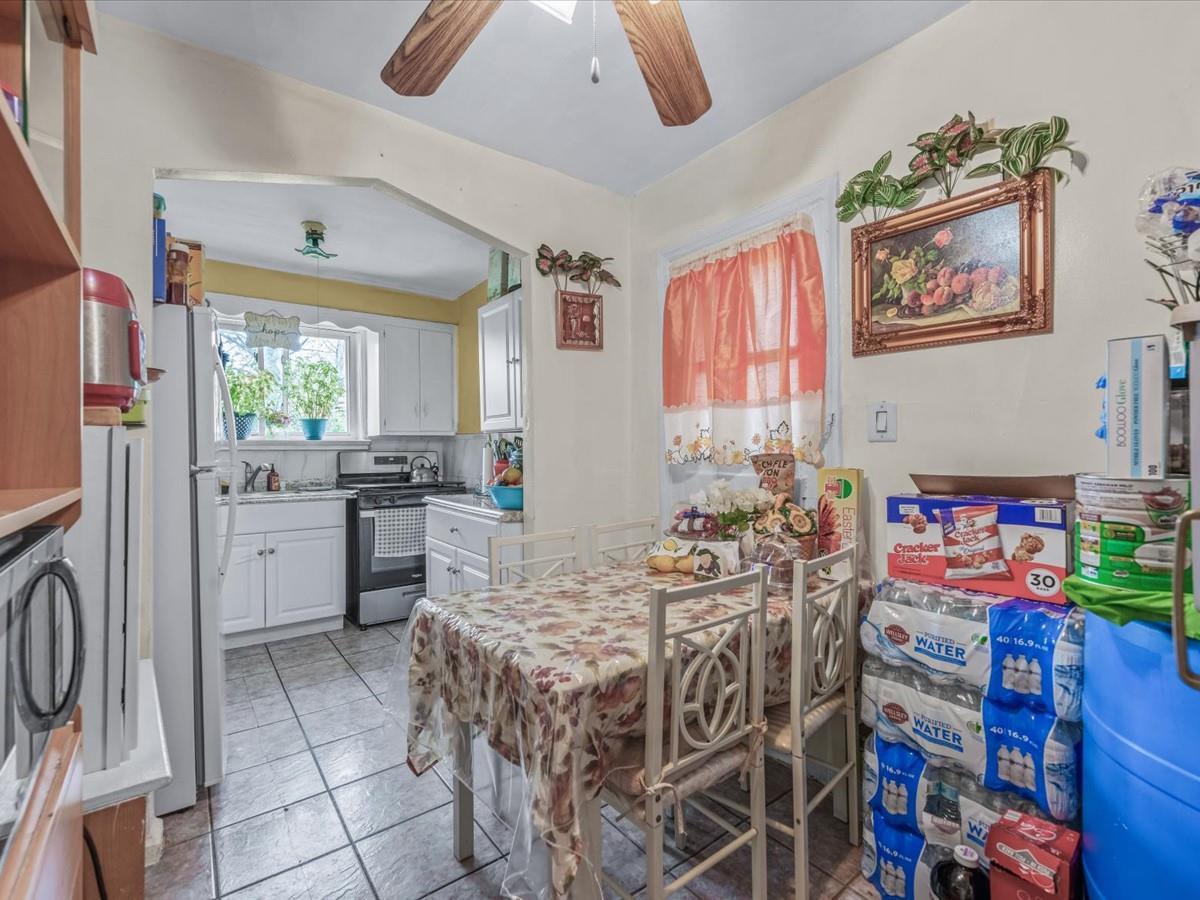 Single Family Eastchester  Bronx, NY 10469, MLS-854243-4