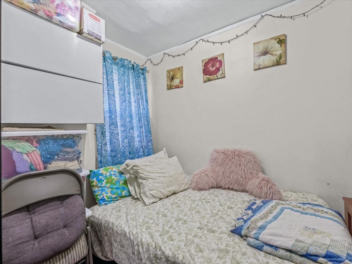 Single Family Eastchester  Bronx, NY 10469, MLS-854243-8