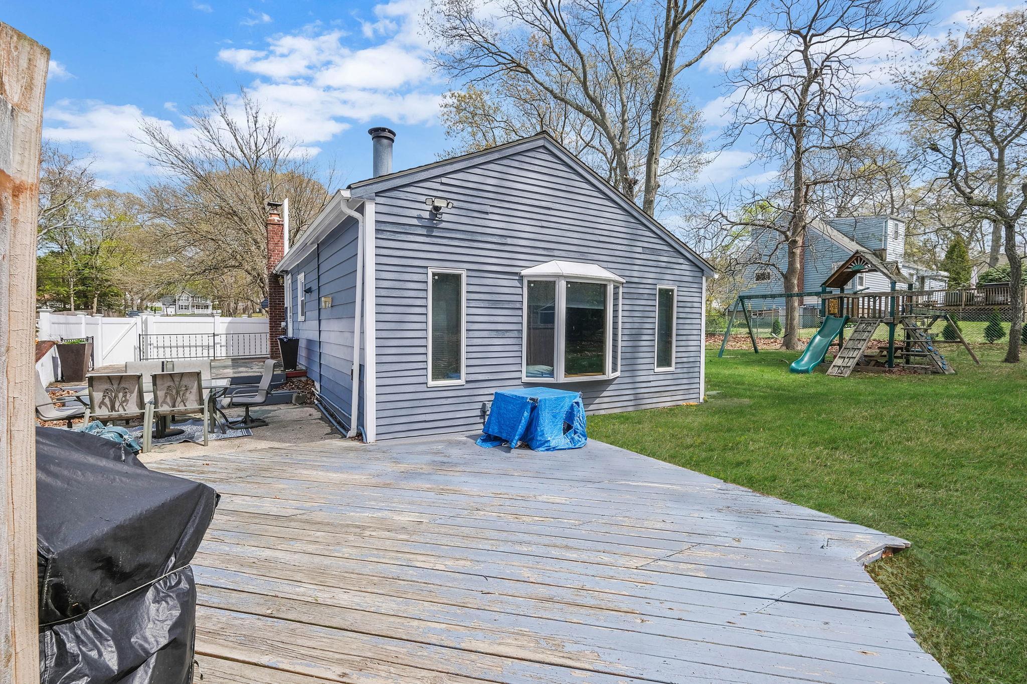 Single Family Joan  Suffolk County, NY 11720, MLS-854246-25
