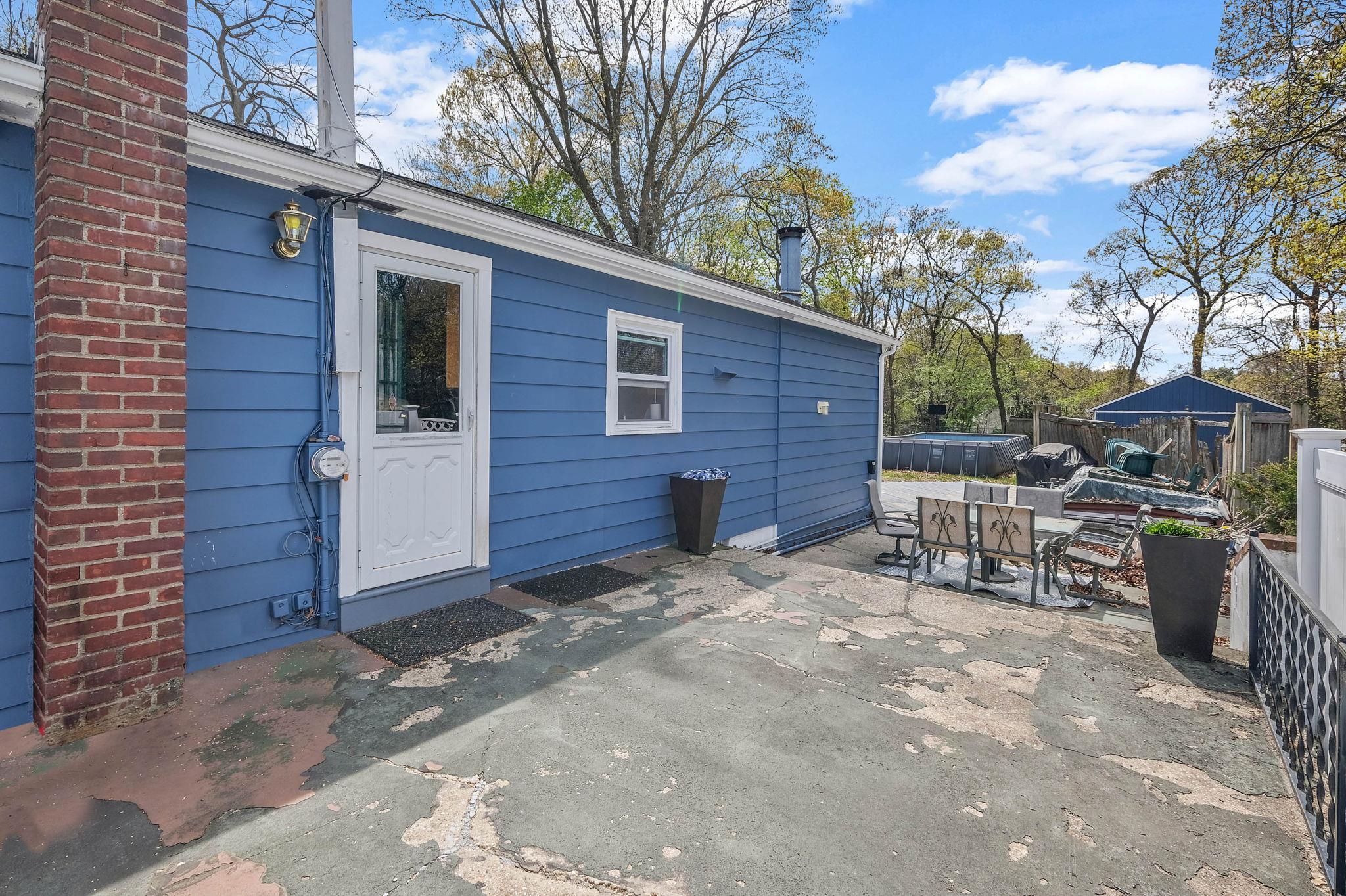Single Family Joan  Suffolk County, NY 11720, MLS-854246-28