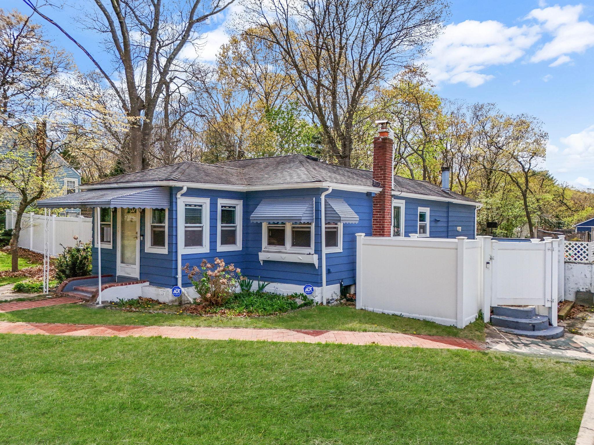 Single Family Joan  Suffolk County, NY 11720, MLS-854246-29