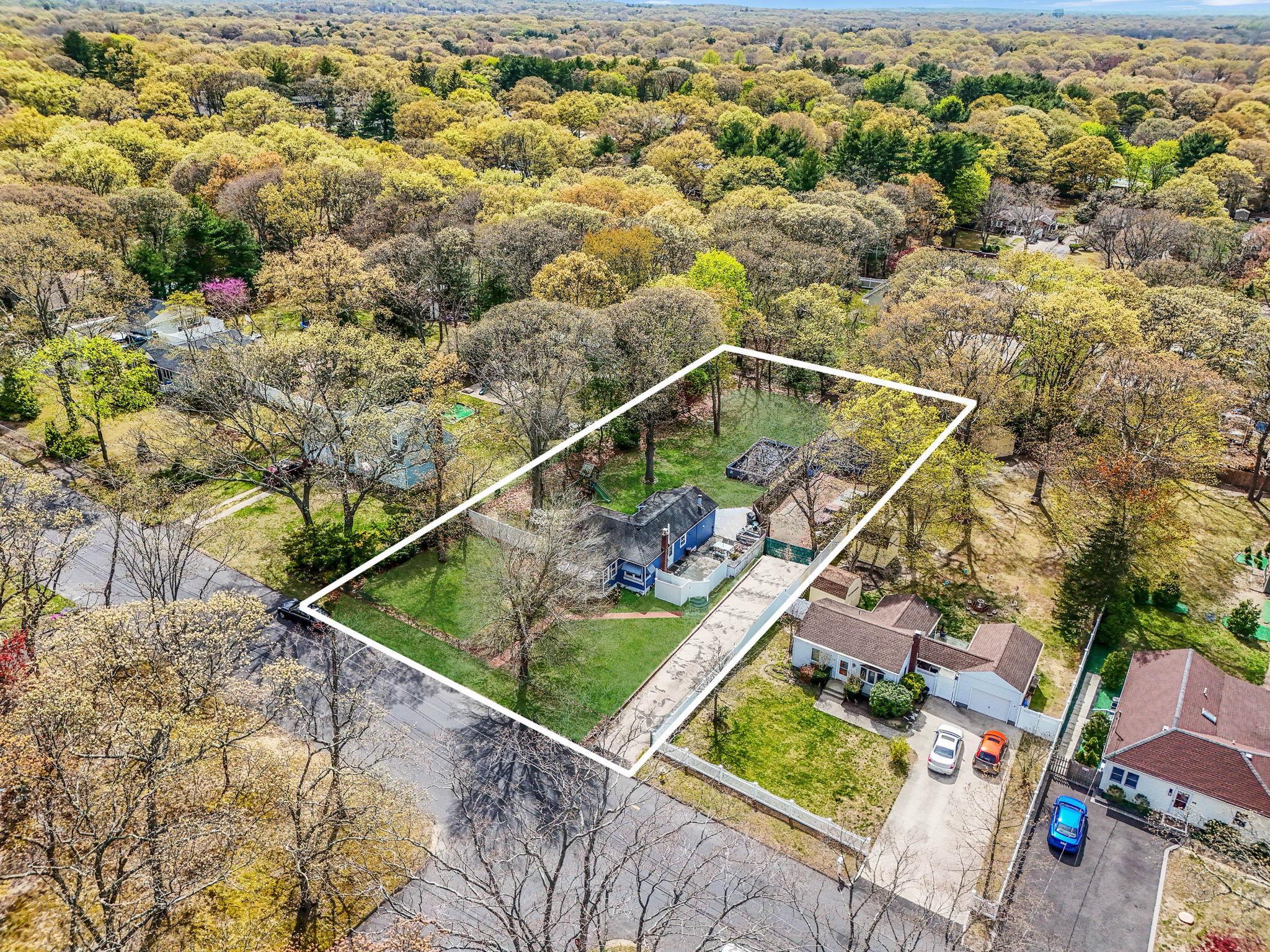 Single Family Joan  Suffolk County, NY 11720, MLS-854246-30