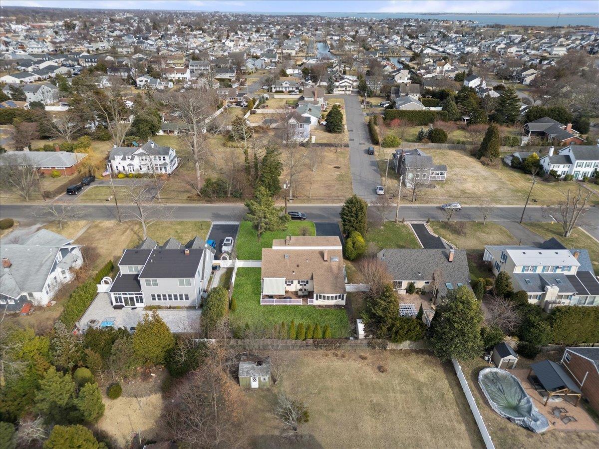 Single Family Bayview  Suffolk County, NY 11701, MLS-854254-38