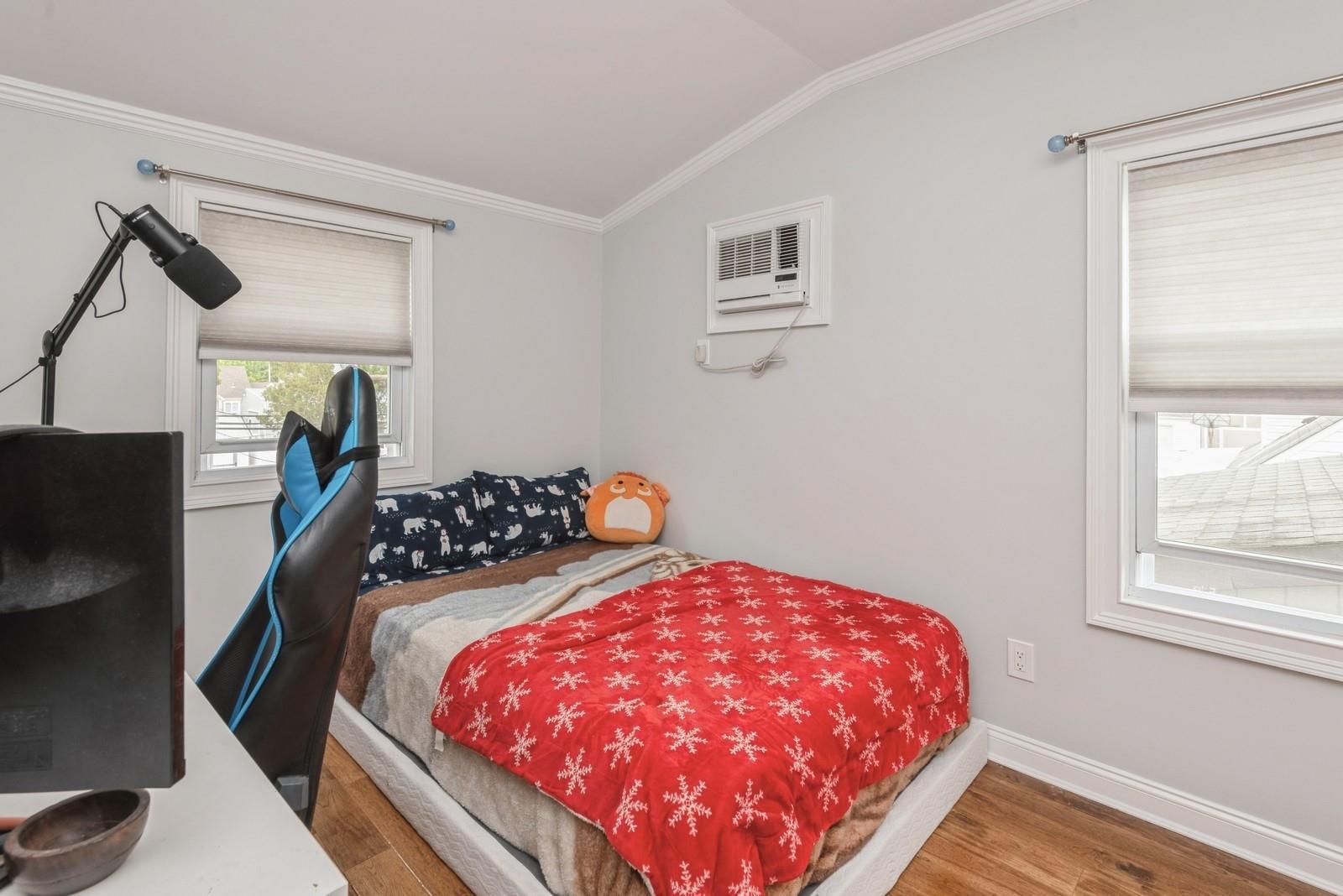 Single Family Peony  Nassau County, NY 11756, MLS-854257-25