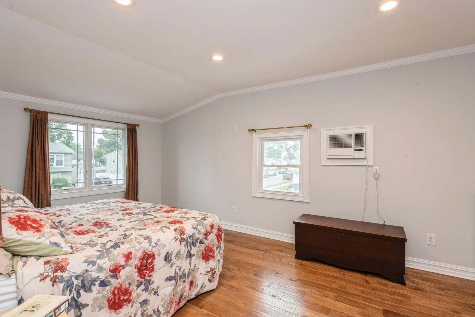 Single Family Peony  Nassau County, NY 11756, MLS-854257-27