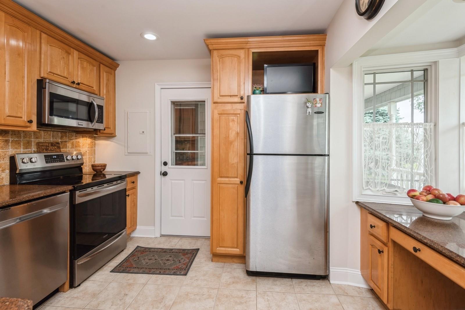Single Family Peony  Nassau County, NY 11756, MLS-854257-4