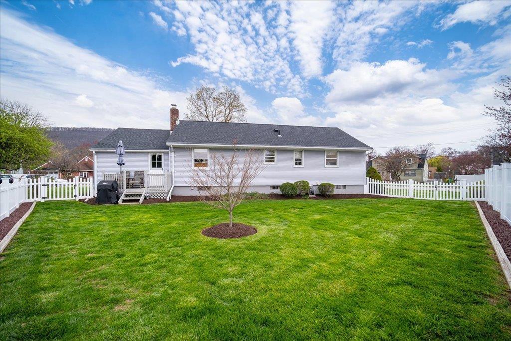 Single Family Heath  Dutchess County, NY 12524, MLS-854259-27