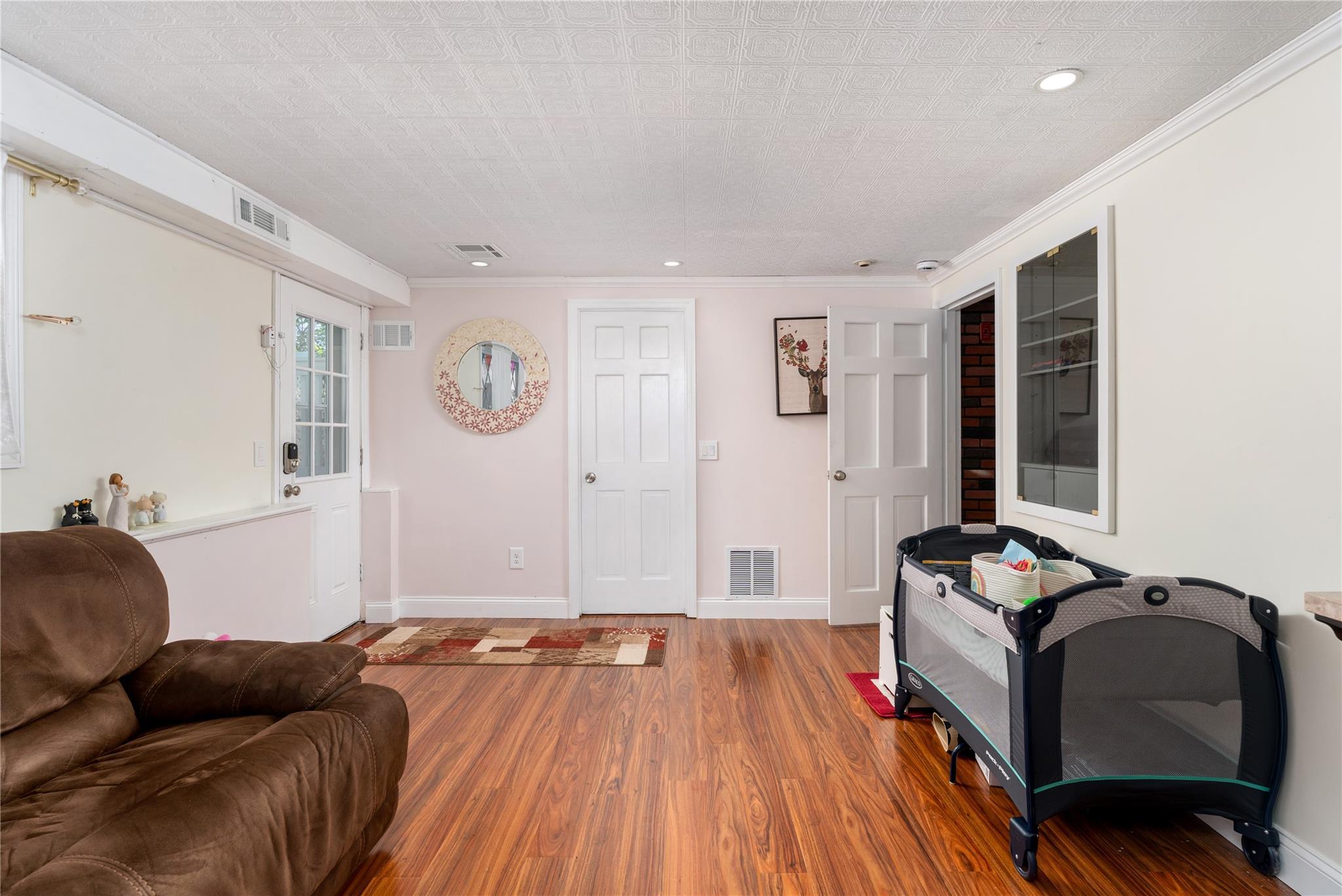 Single Family Ontario  Suffolk County, NY 11776, MLS-854262-14