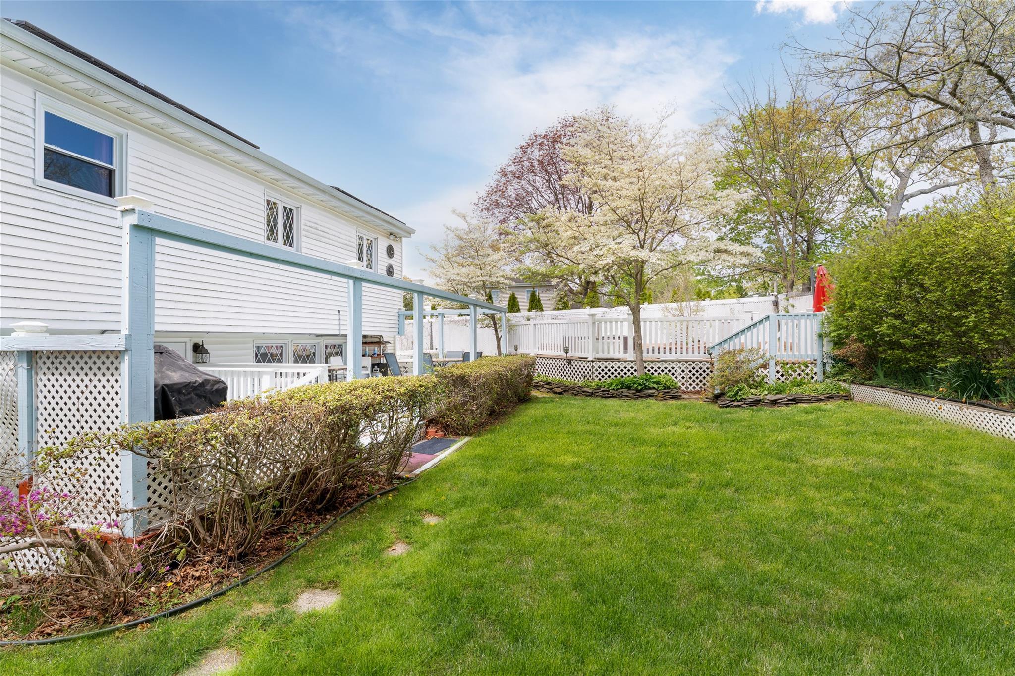 Single Family Ontario  Suffolk County, NY 11776, MLS-854262-16