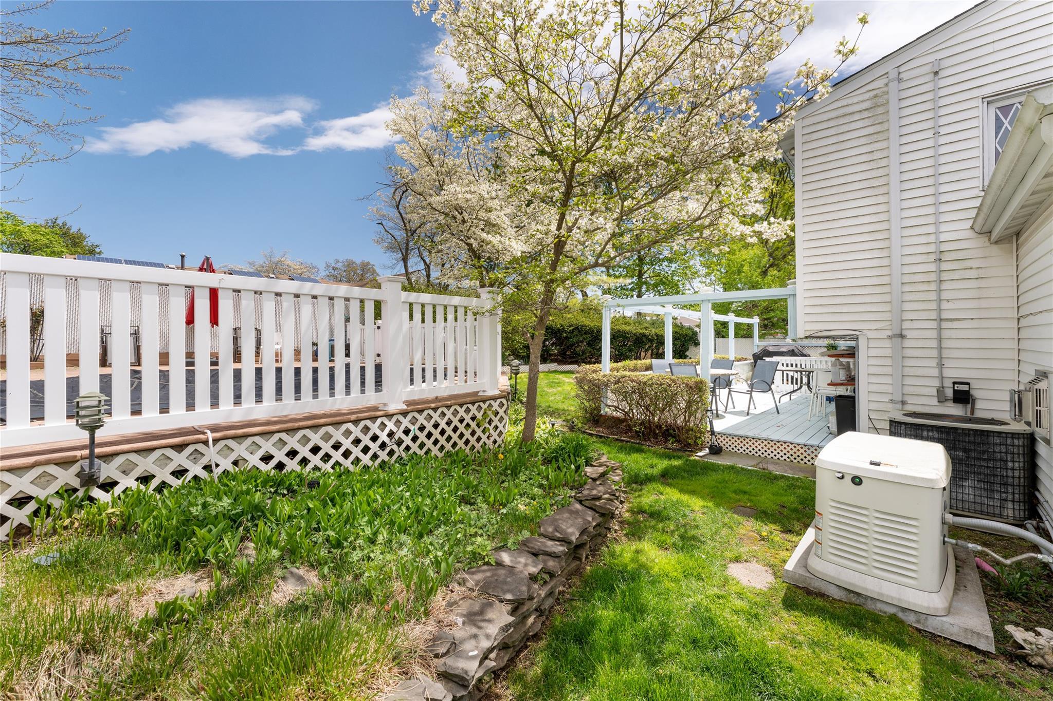 Single Family Ontario  Suffolk County, NY 11776, MLS-854262-17