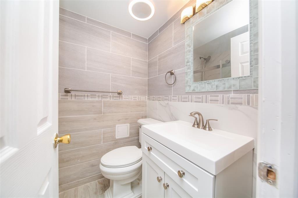 Single Family Hollywood  Queens, NY 11363, MLS-854275-18