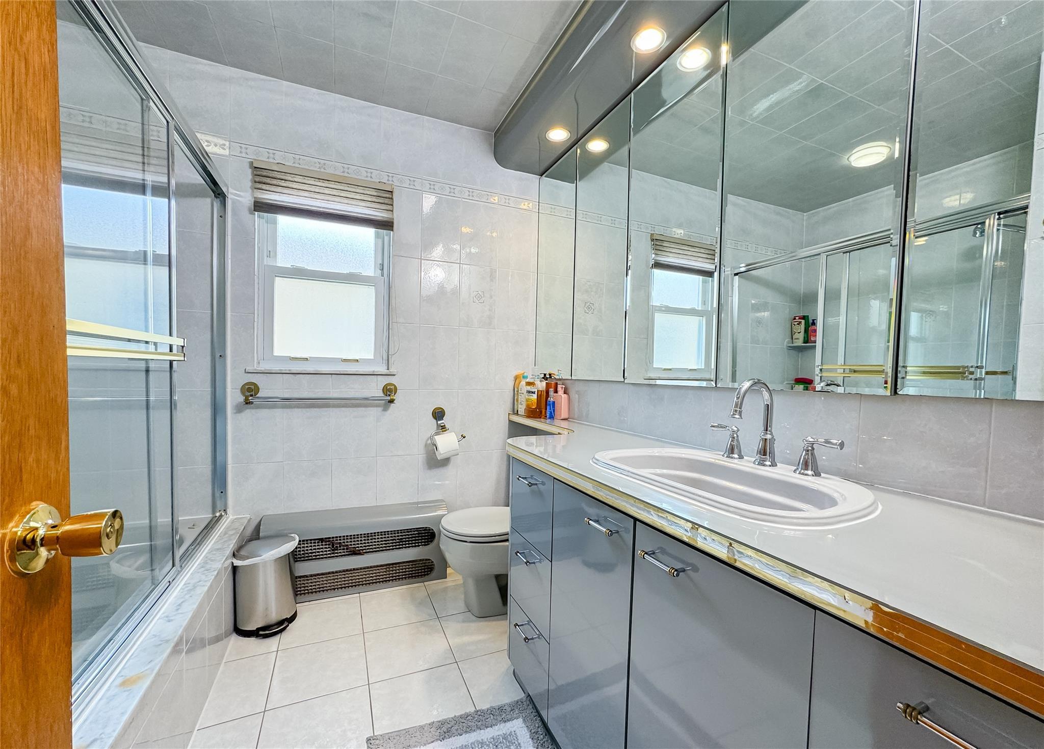Single Family 266th  Queens, NY 11004, MLS-854282-19