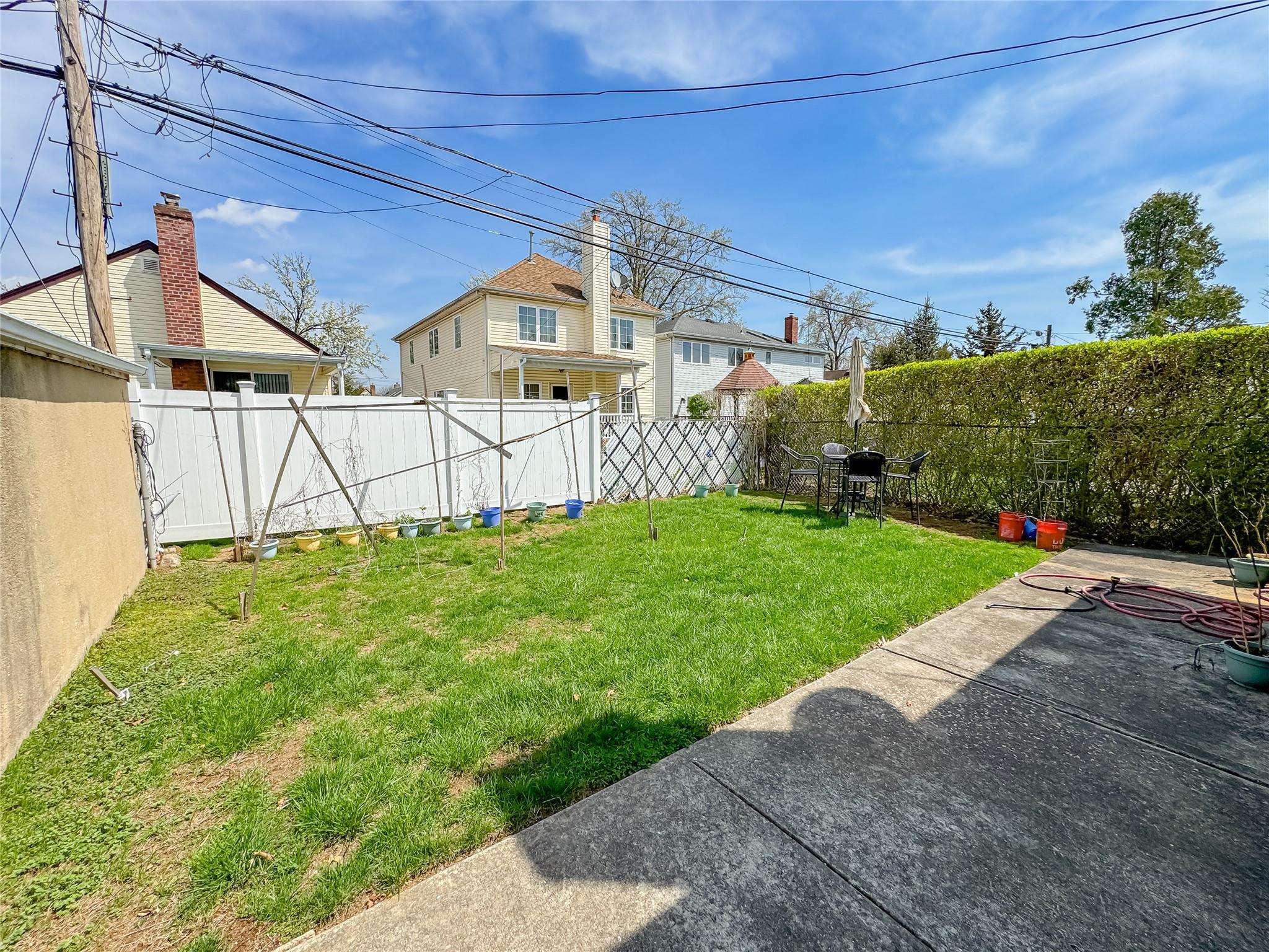 Single Family 266th  Queens, NY 11004, MLS-854282-30
