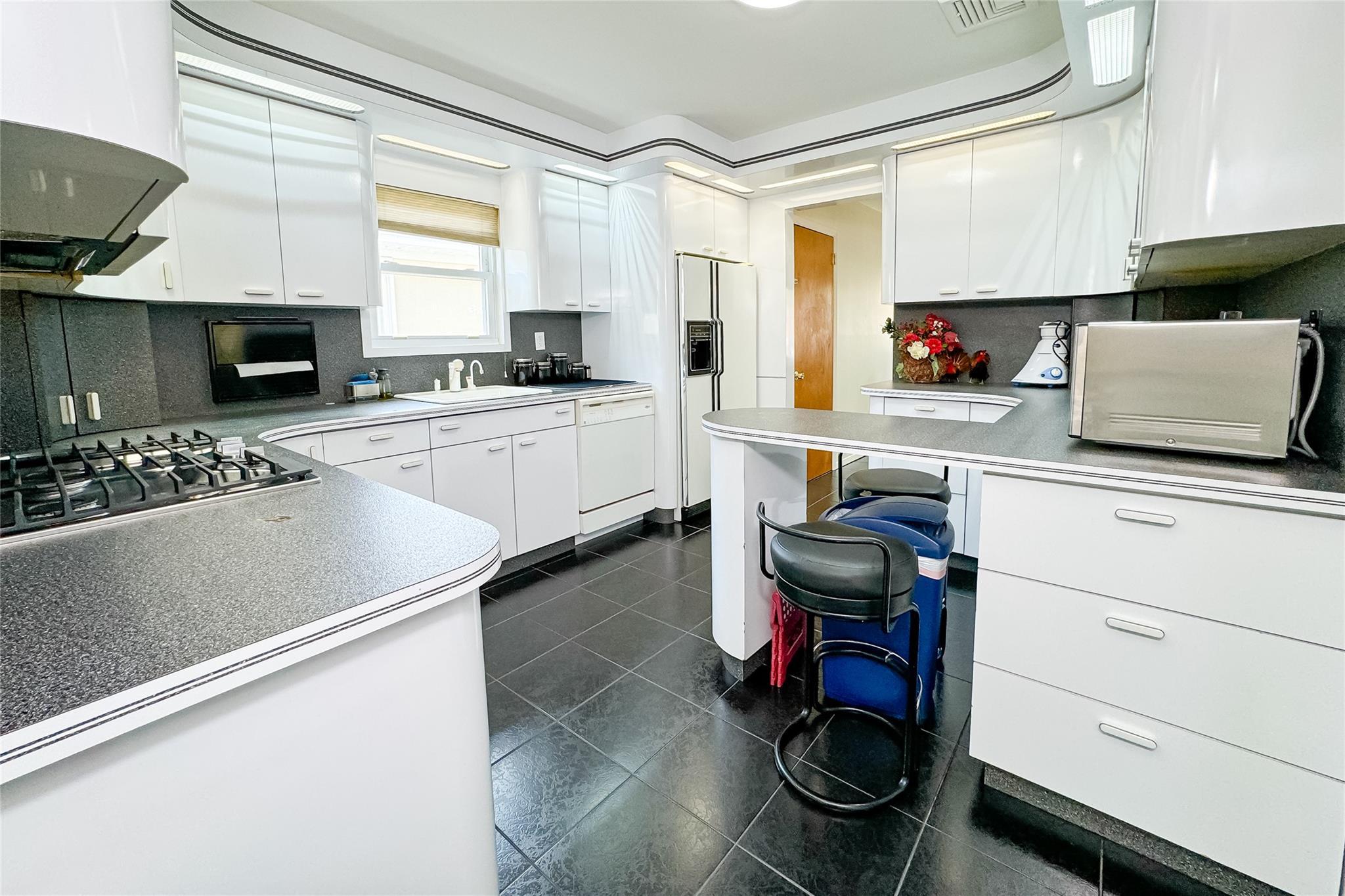 Single Family 266th  Queens, NY 11004, MLS-854282-8