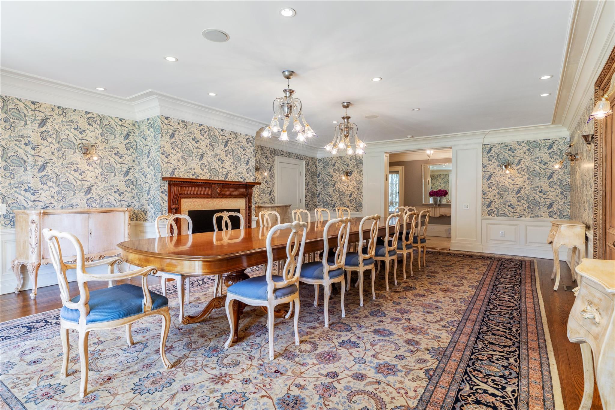Single Family Blue Sea  Nassau County, NY 11024, MLS-854286-19