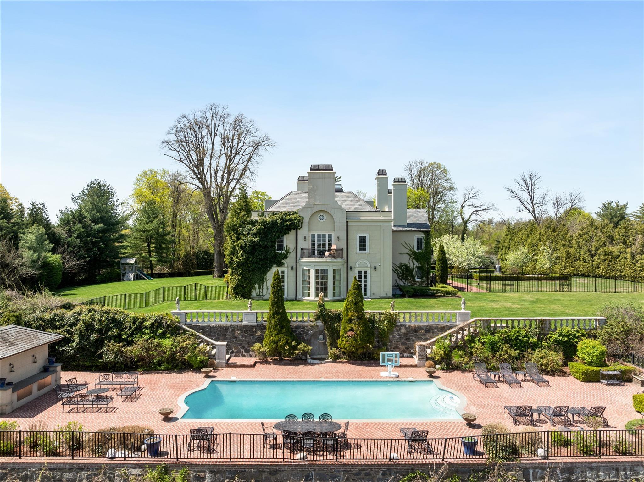 Single Family Blue Sea  Nassau County, NY 11024, MLS-854286-3