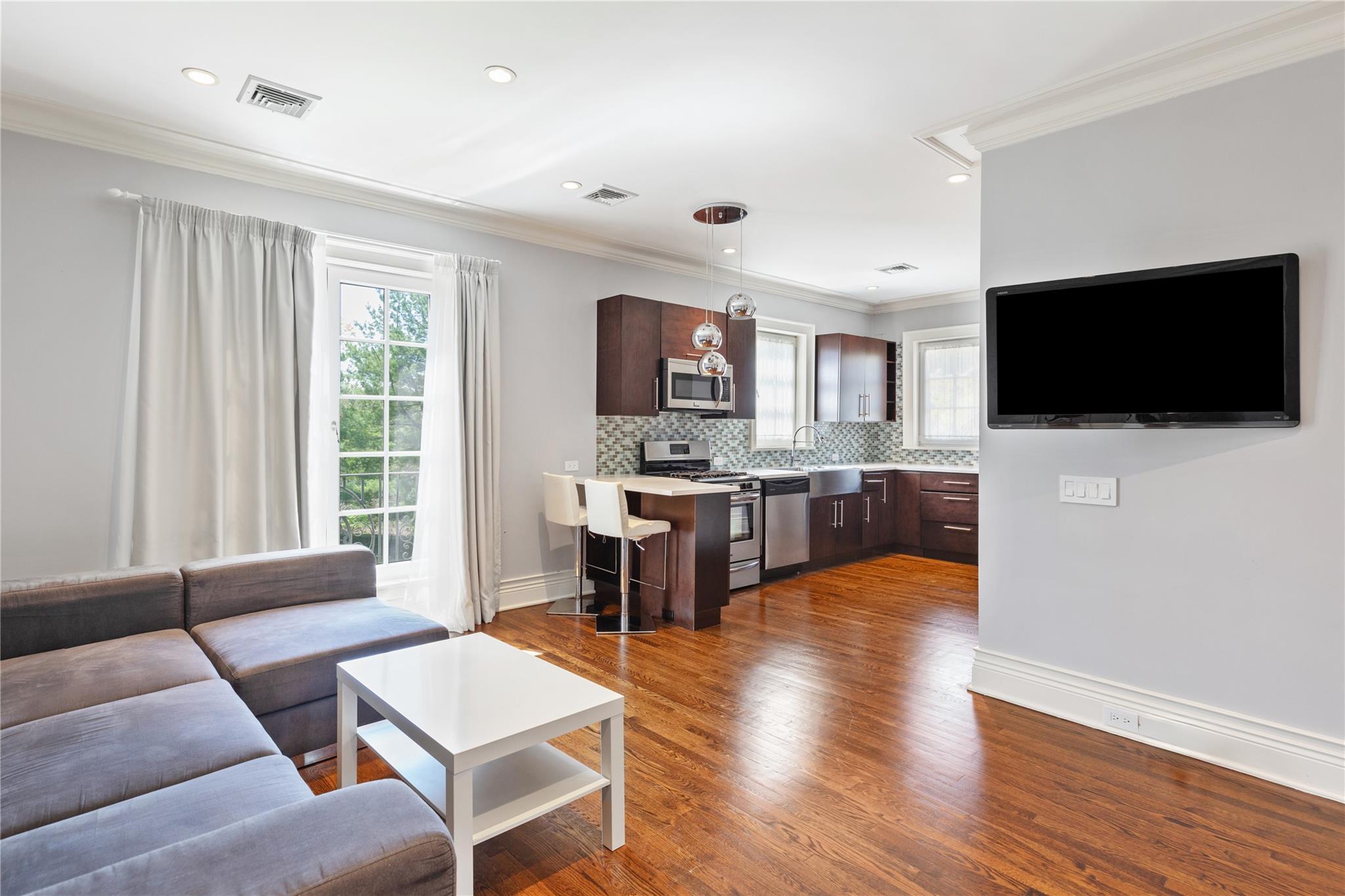 Single Family Blue Sea  Nassau County, NY 11024, MLS-854286-32
