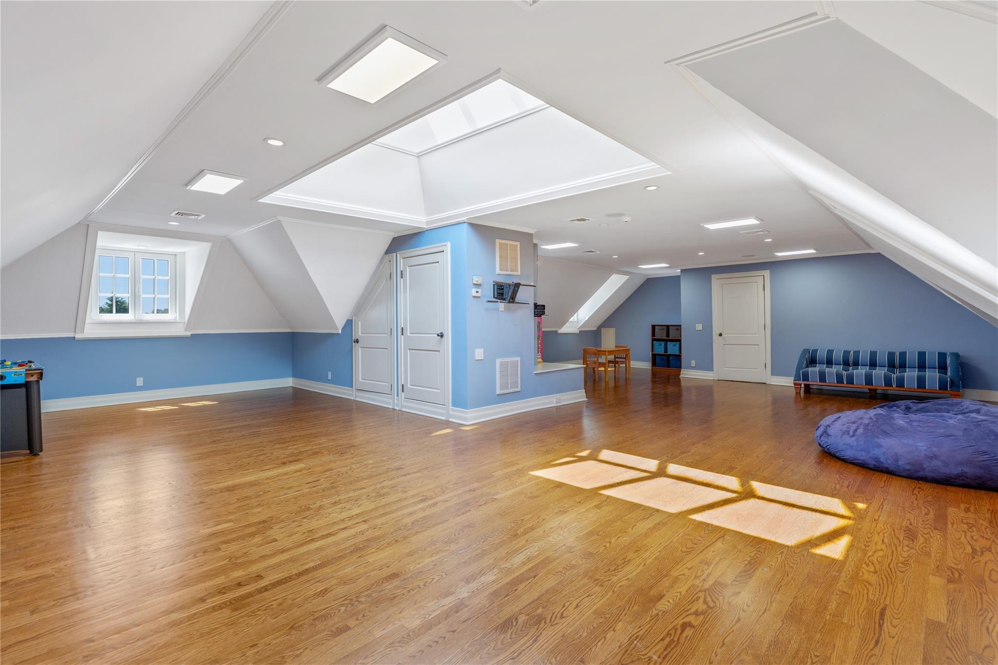 Single Family Blue Sea  Nassau County, NY 11024, MLS-854286-33