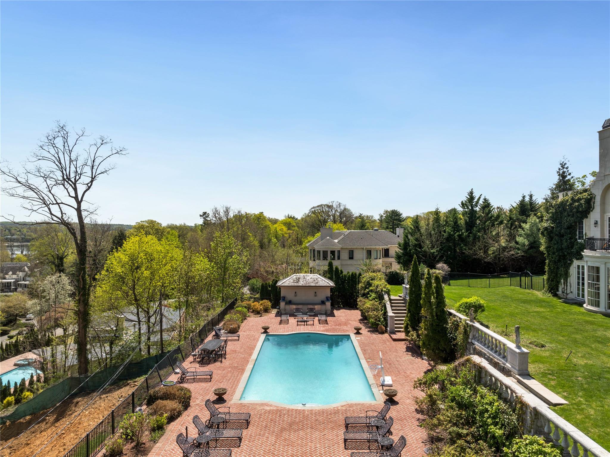 Single Family Blue Sea  Nassau County, NY 11024, MLS-854286-41