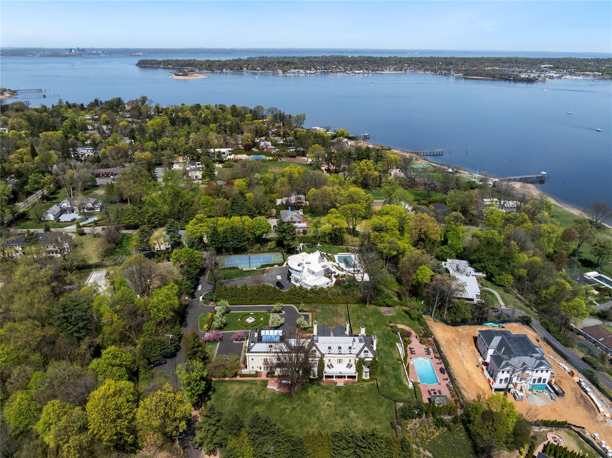 Single Family Blue Sea  Nassau County, NY 11024, MLS-854286-48