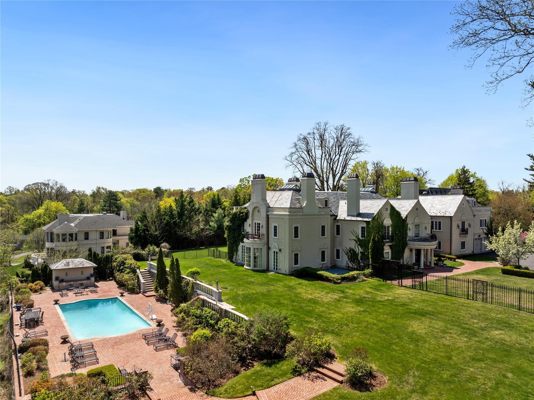 Single Family Blue Sea  Nassau County, NY 11024, MLS-854286-5