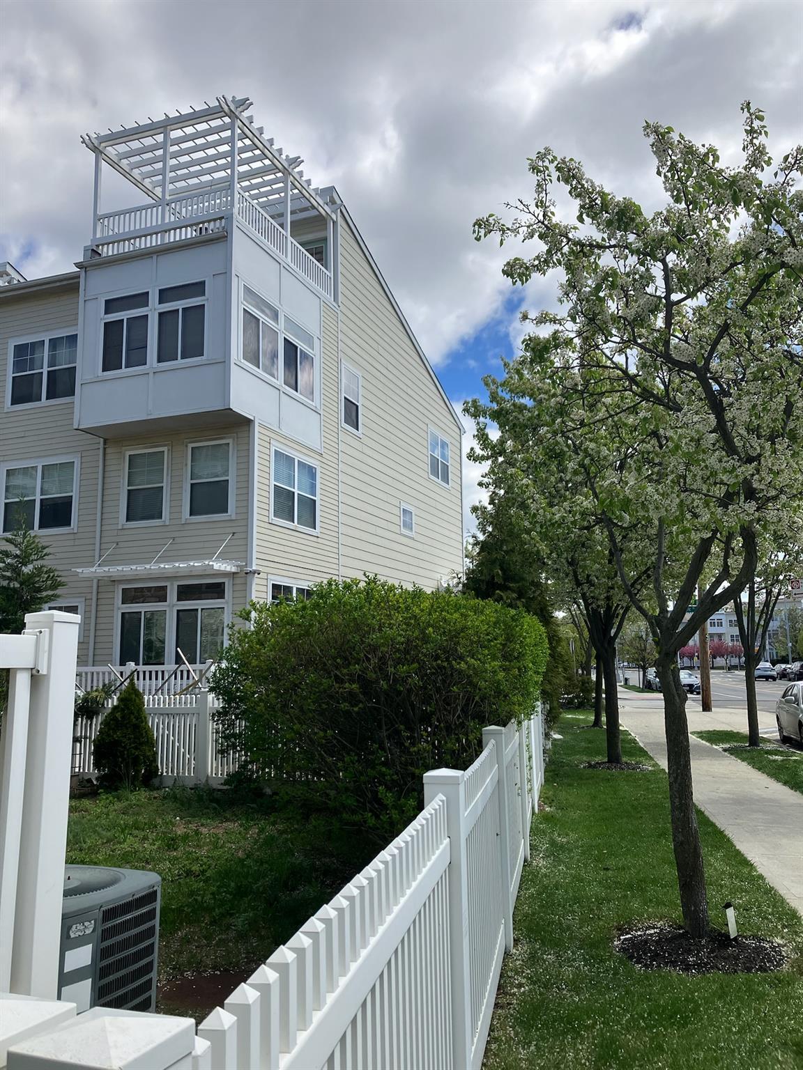 Single Family Aquatic  Queens, NY 11692, MLS-854294-26