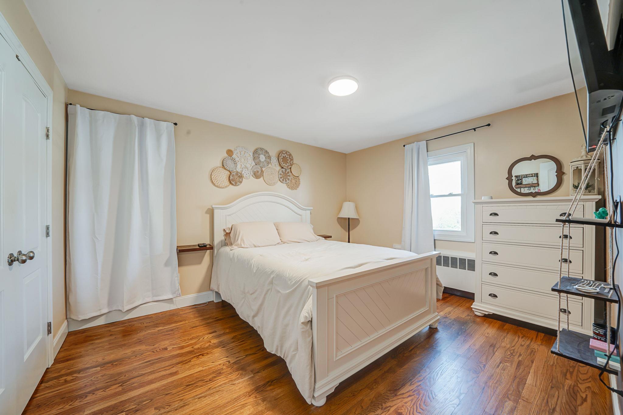 Single Family Chicot  Suffolk County, NY 11795, MLS-854308-16