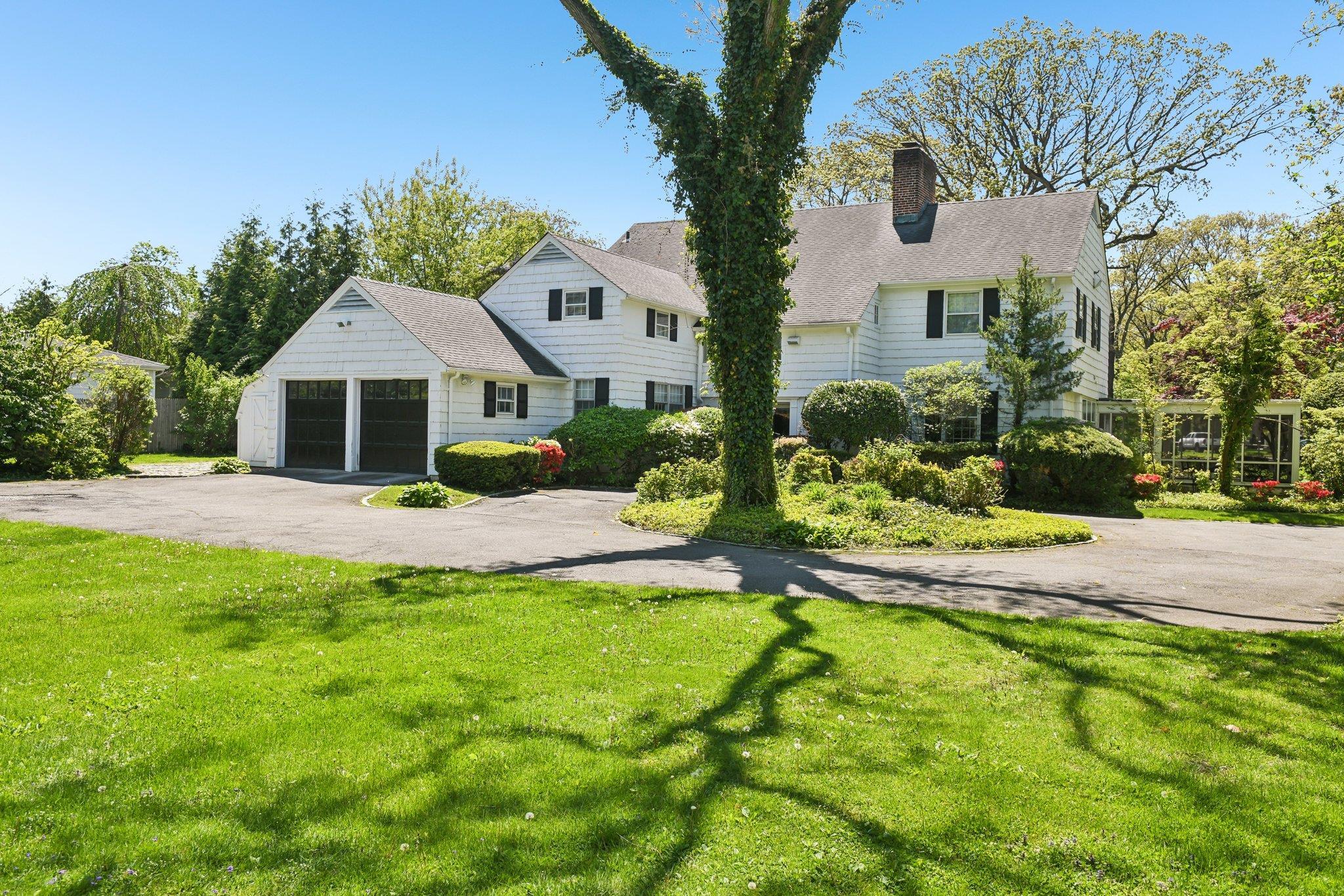 Single Family Pond  Nassau County, NY 11559, MLS-854310-3