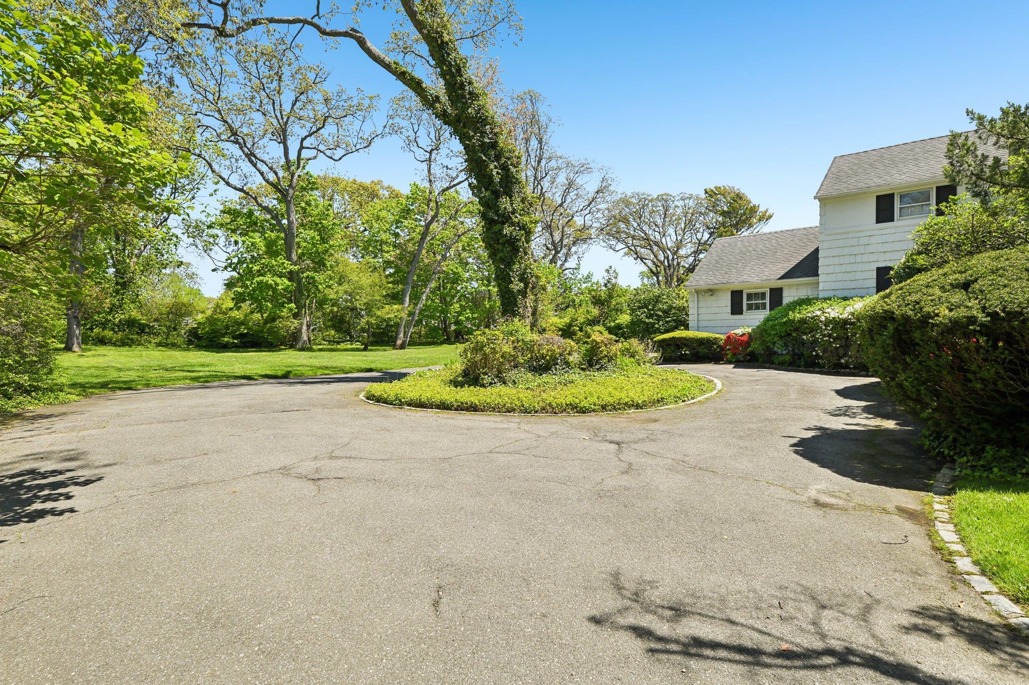 Single Family Pond  Nassau County, NY 11559, MLS-854310-4