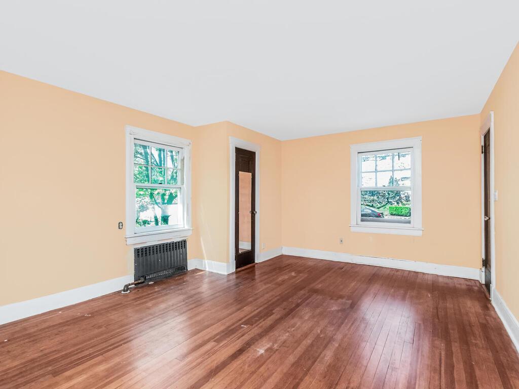 Single Family Pilgrim  Westchester County, NY 10710, MLS-854313-16