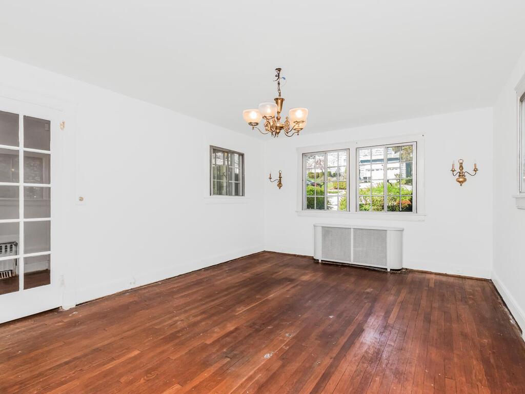 Single Family Pilgrim  Westchester County, NY 10710, MLS-854313-7