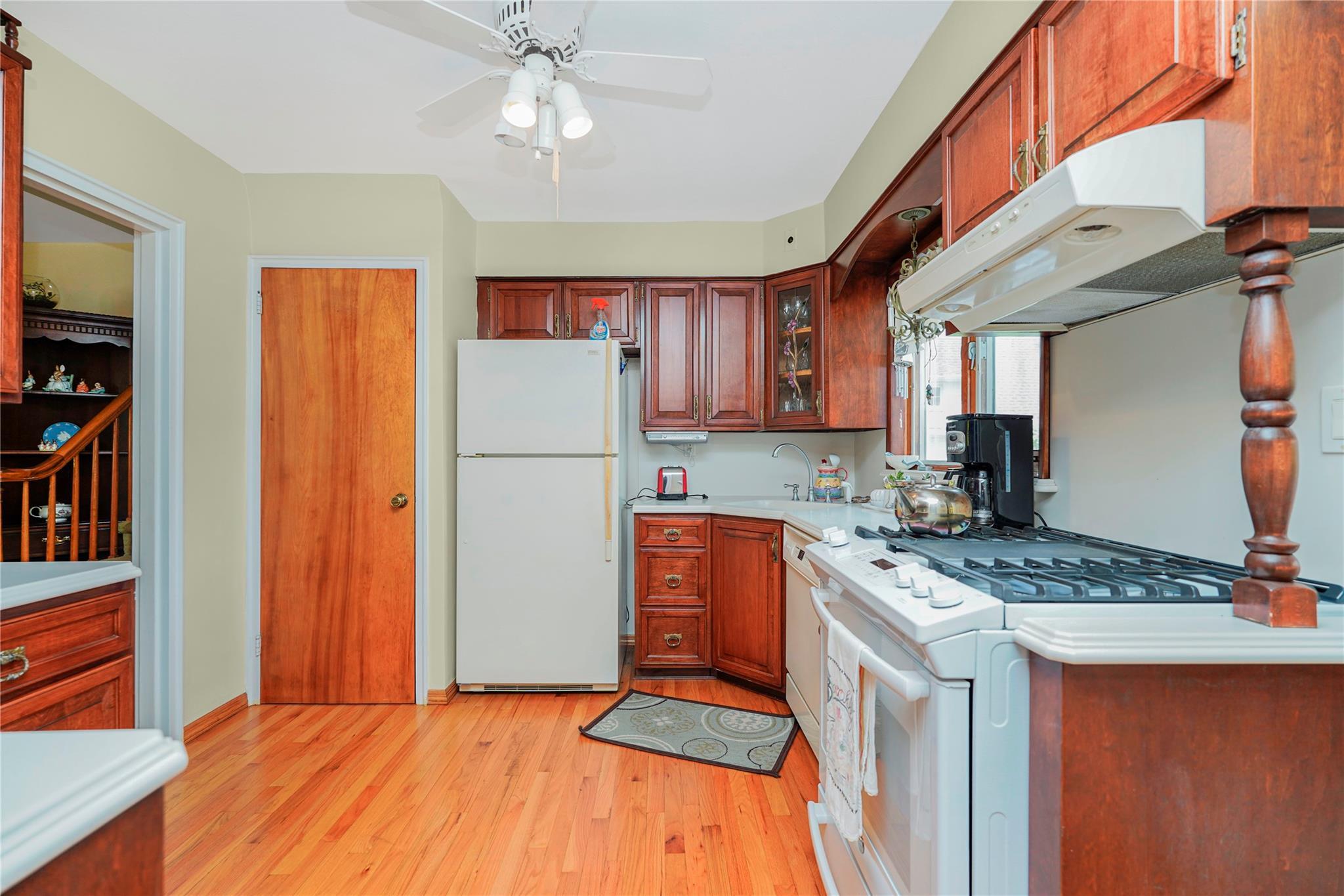 Single Family Ave  Staten Island, NY 10314, MLS-854318-12